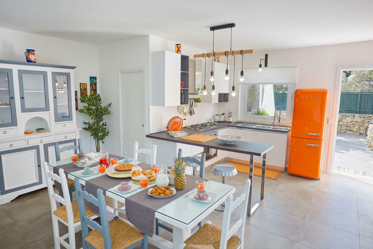 Casa Del Melograno Con Idromassaggio E Giardino Vila Terrasini Exterior foto
