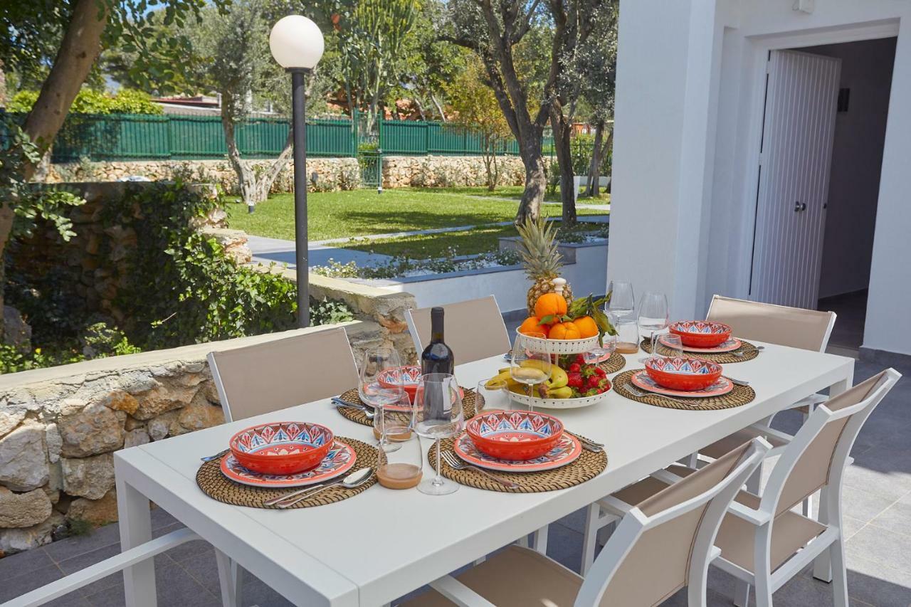 Casa Del Melograno Con Idromassaggio E Giardino Vila Terrasini Exterior foto