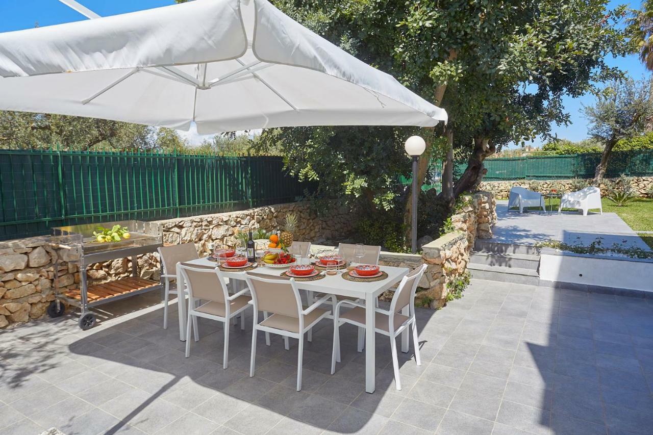 Casa Del Melograno Con Idromassaggio E Giardino Vila Terrasini Exterior foto